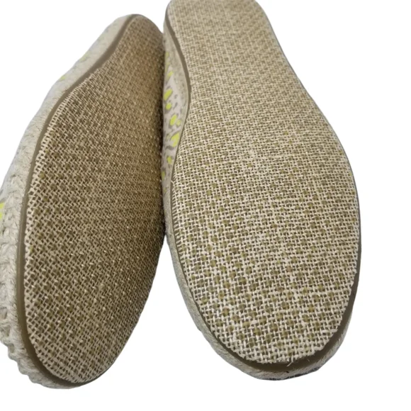 Limeade Bobcat Open-Toe Alpargata Sandals - Picture 9 of 12